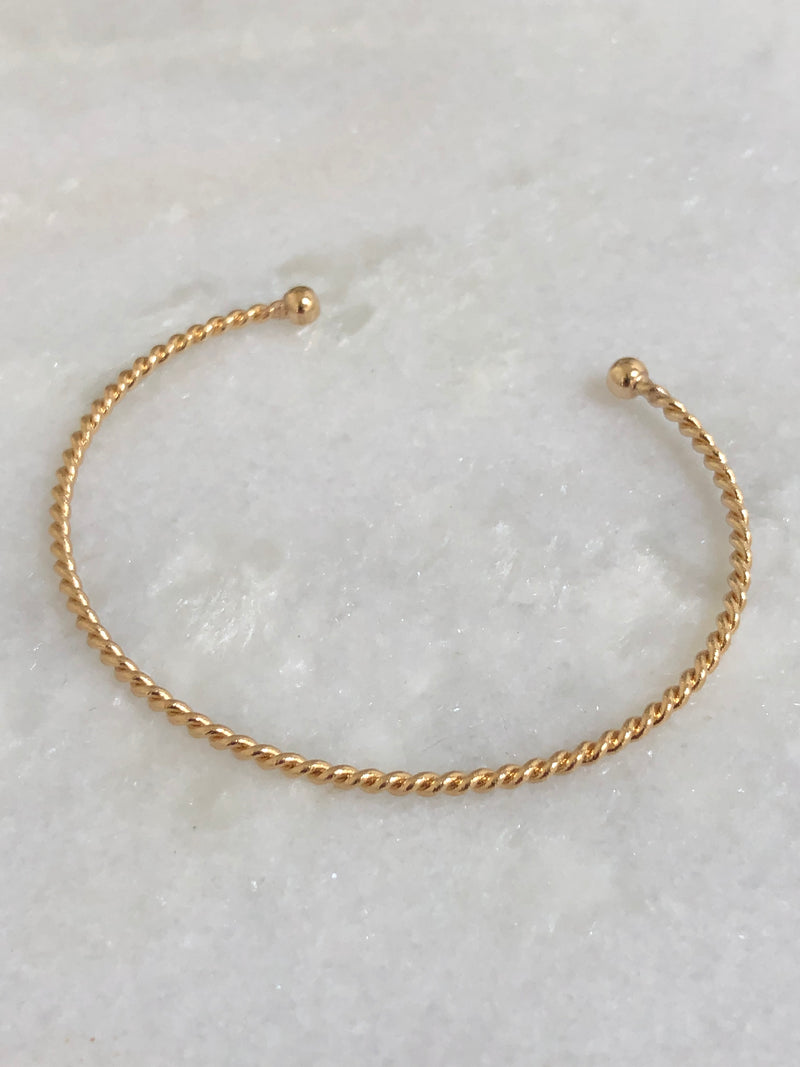 "Twisted Bangle (Thin)"